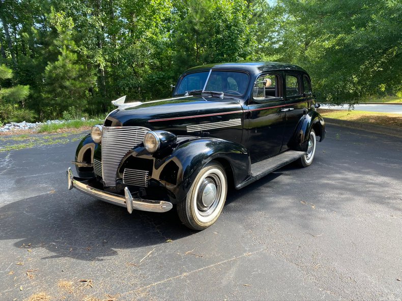 1939 Chevrolet Deluxe Master