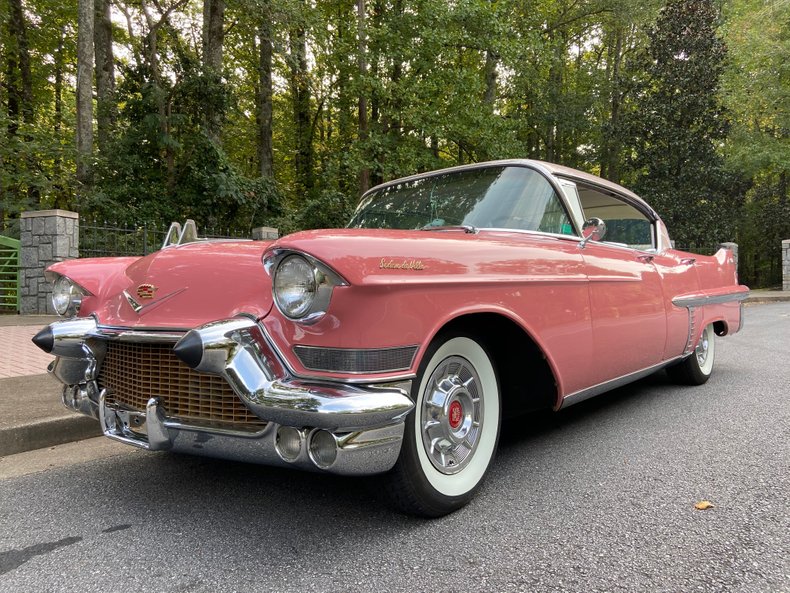 1957 Cadillac Sedan DeVille 