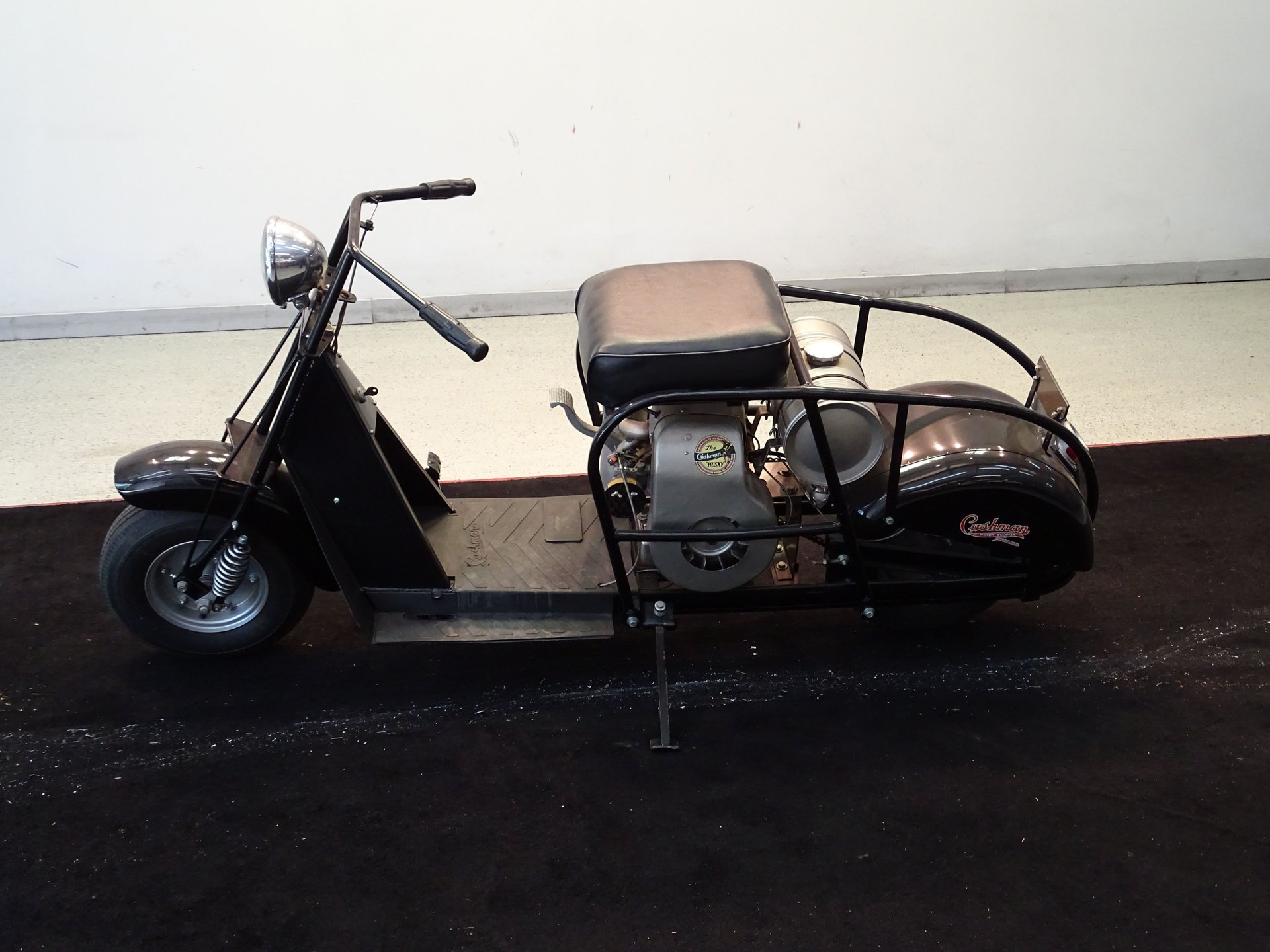 1948 cushman scooter