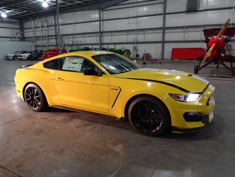 2016 Ford Shelby GT350 Cobra