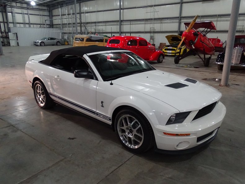 2008 Ford Mustang Shelby GT500 Cobra