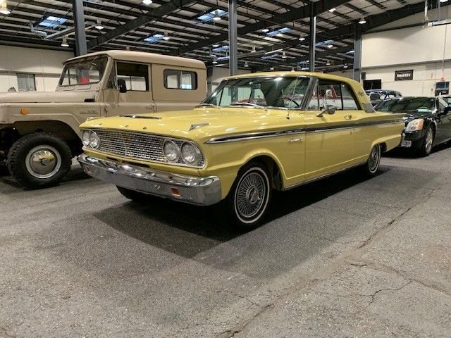 1963 Ford Fairlane 