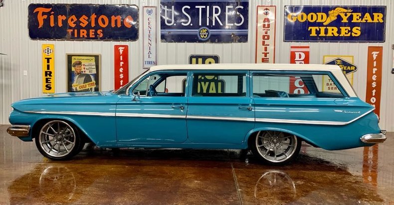 1961 Chevrolet Parkwood 