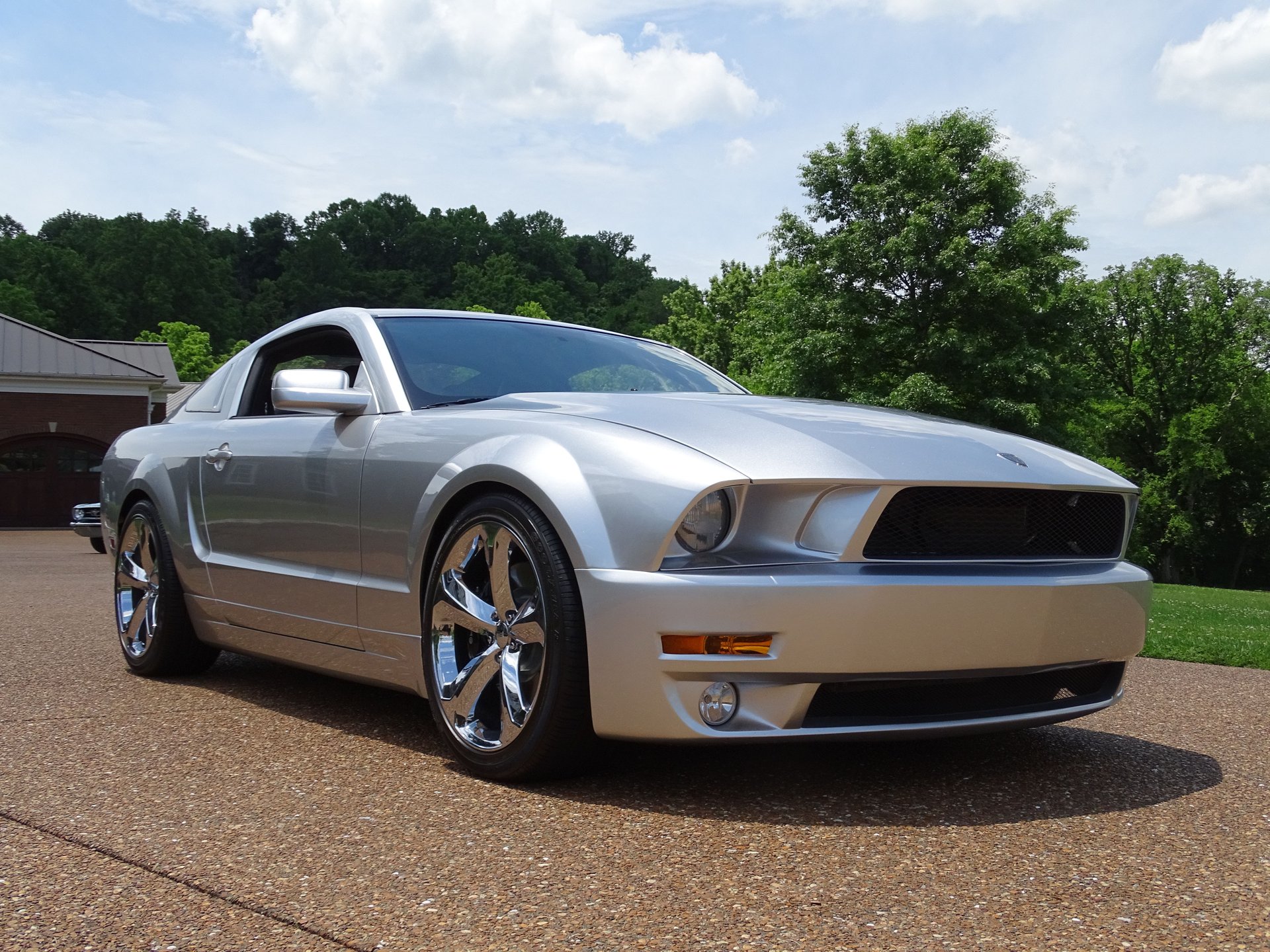 2010 ford mustang iacocca edition