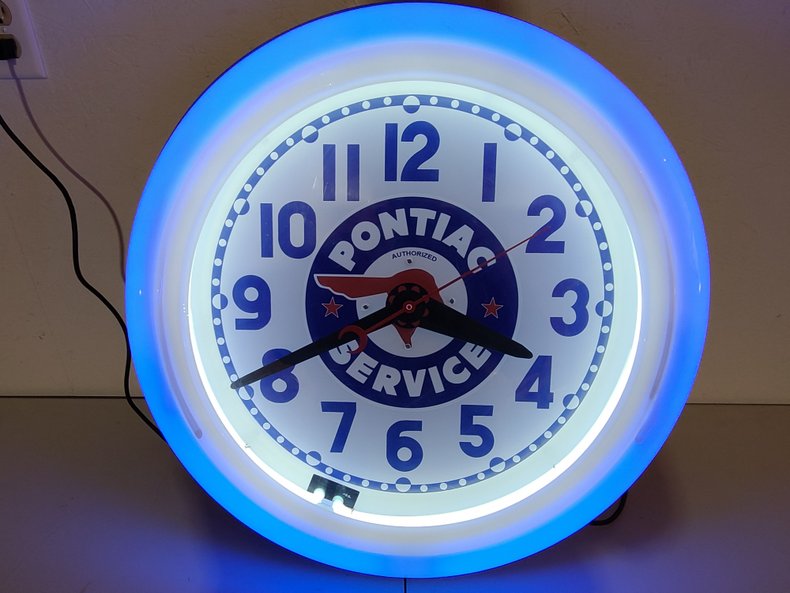 Pontiac Neon Clock | GAA Classic Cars