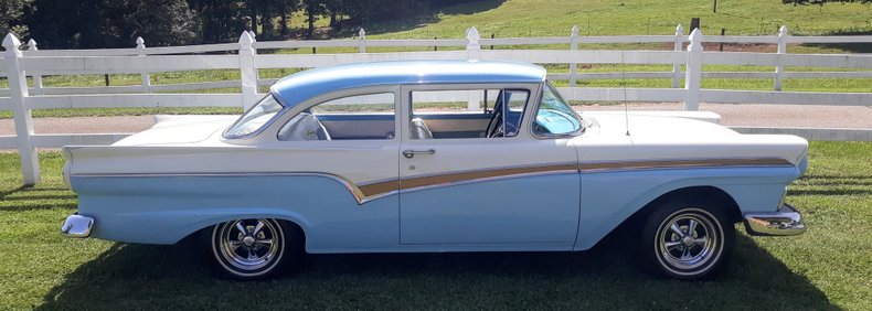 1957 ford custom