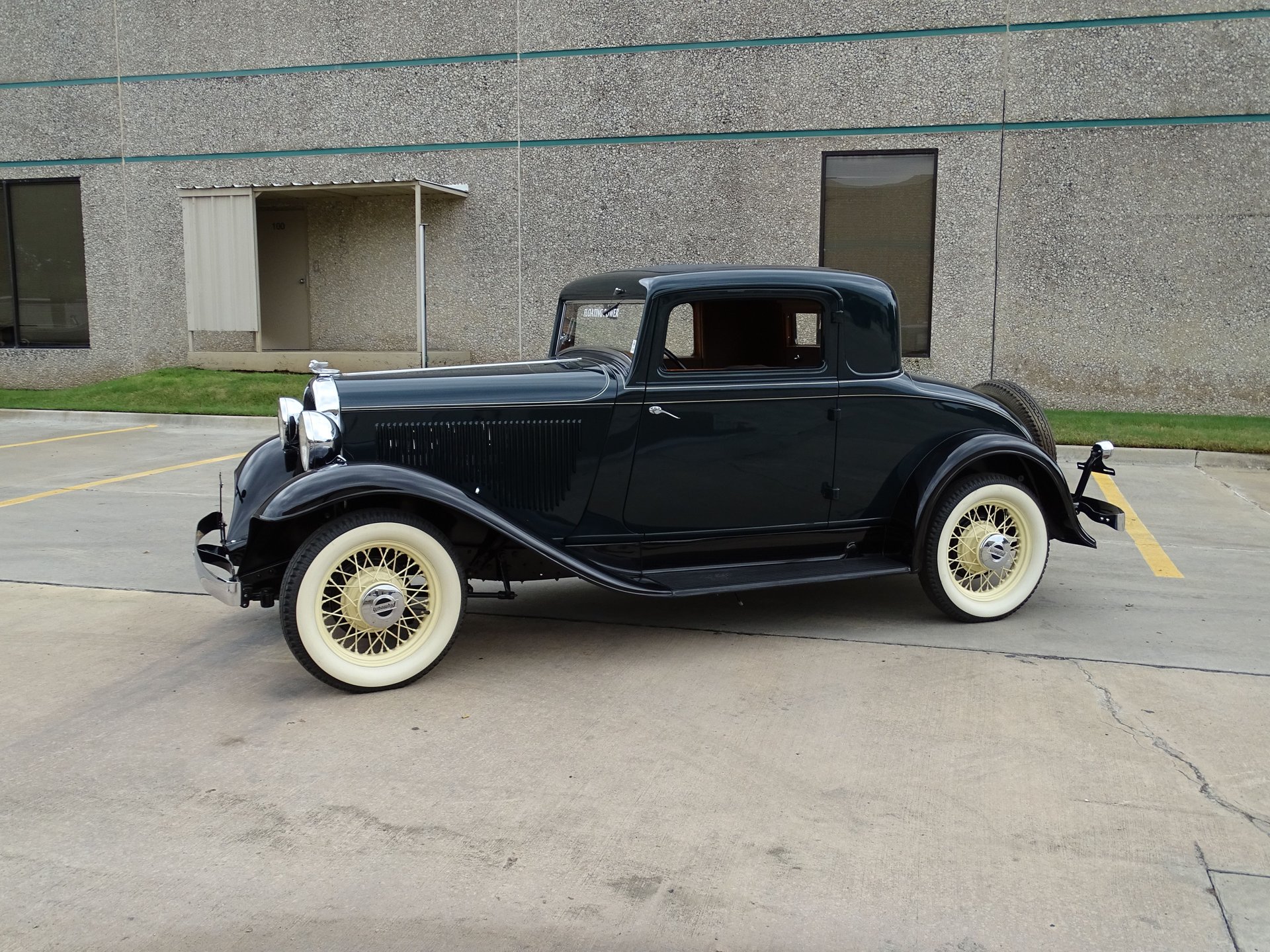 1932 plymouth 3 window coupe