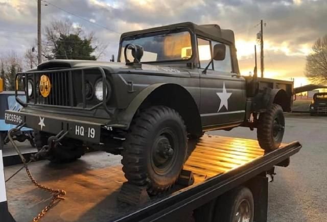 1967 Kaiser Jeep 