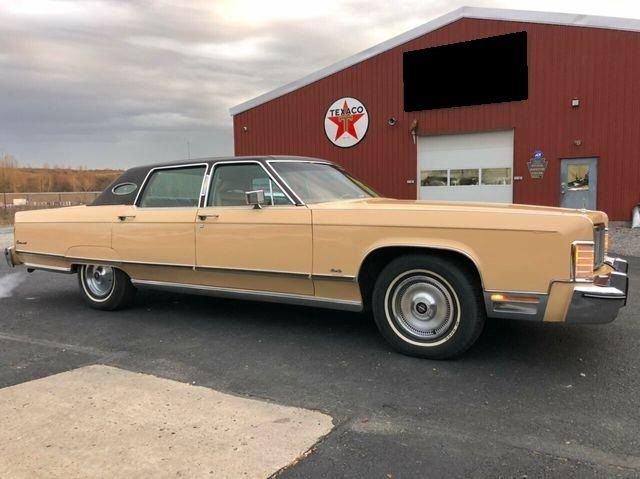 1976 Lincoln Continental Town Car