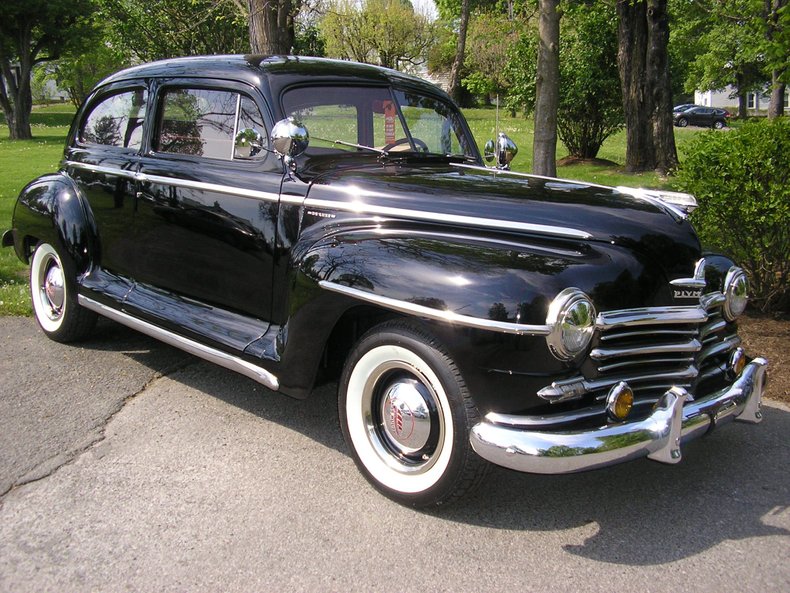 1947 Plymouth P15 DELUXE