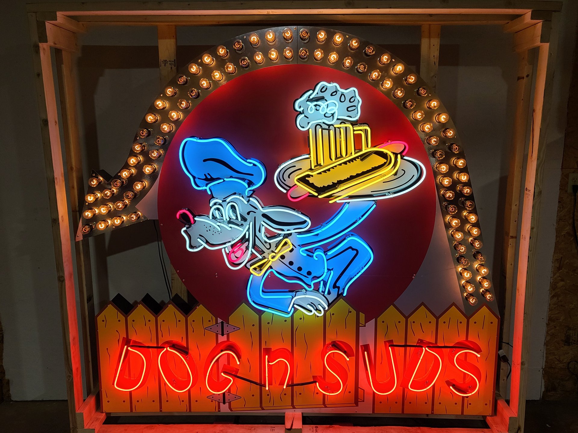 0 Dog N Suds Tin Neon Sign | GAA Classic Cars