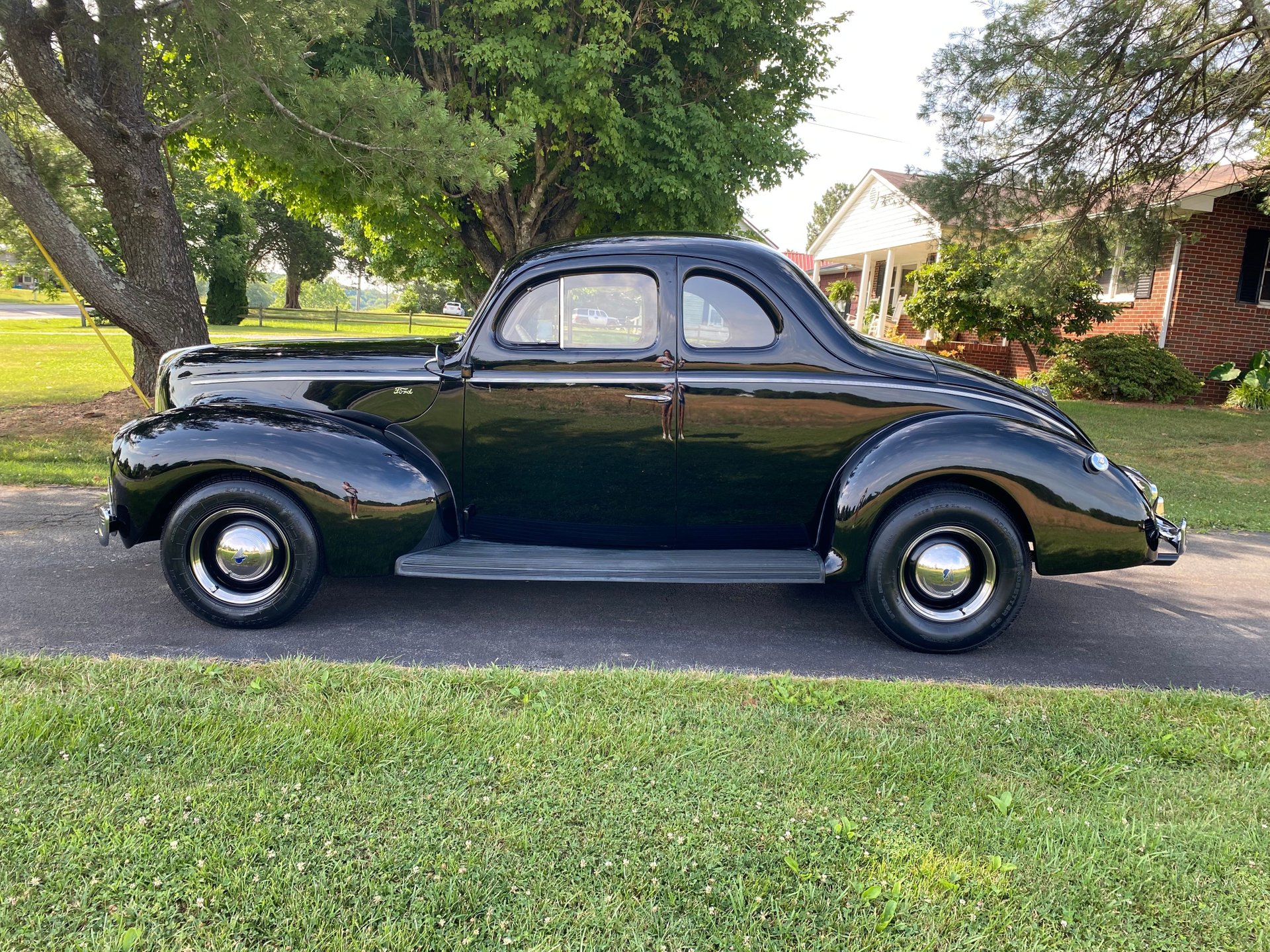 1940 ford standard opera coupe