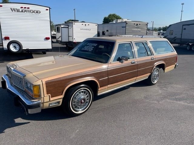 1987 ford crown victoria country squire wagon