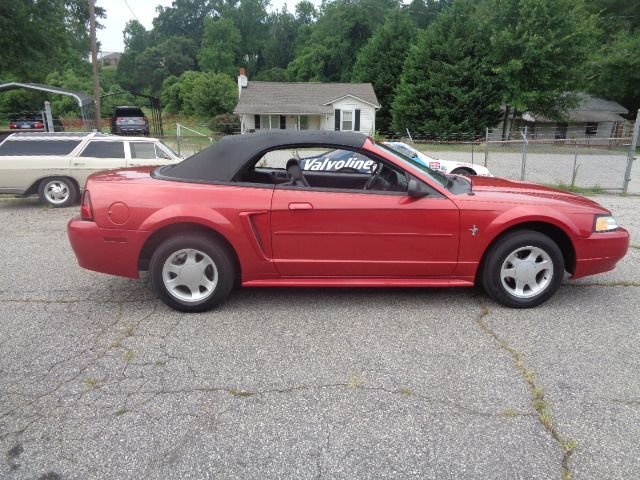 2000 ford mustang lx