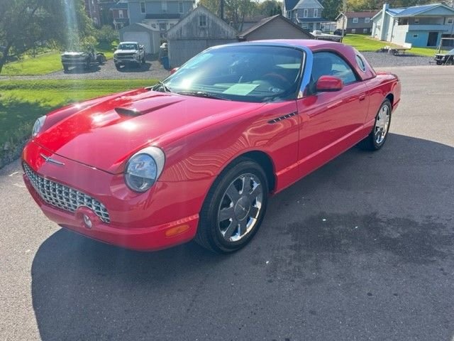 2002 Ford Thunderbird 