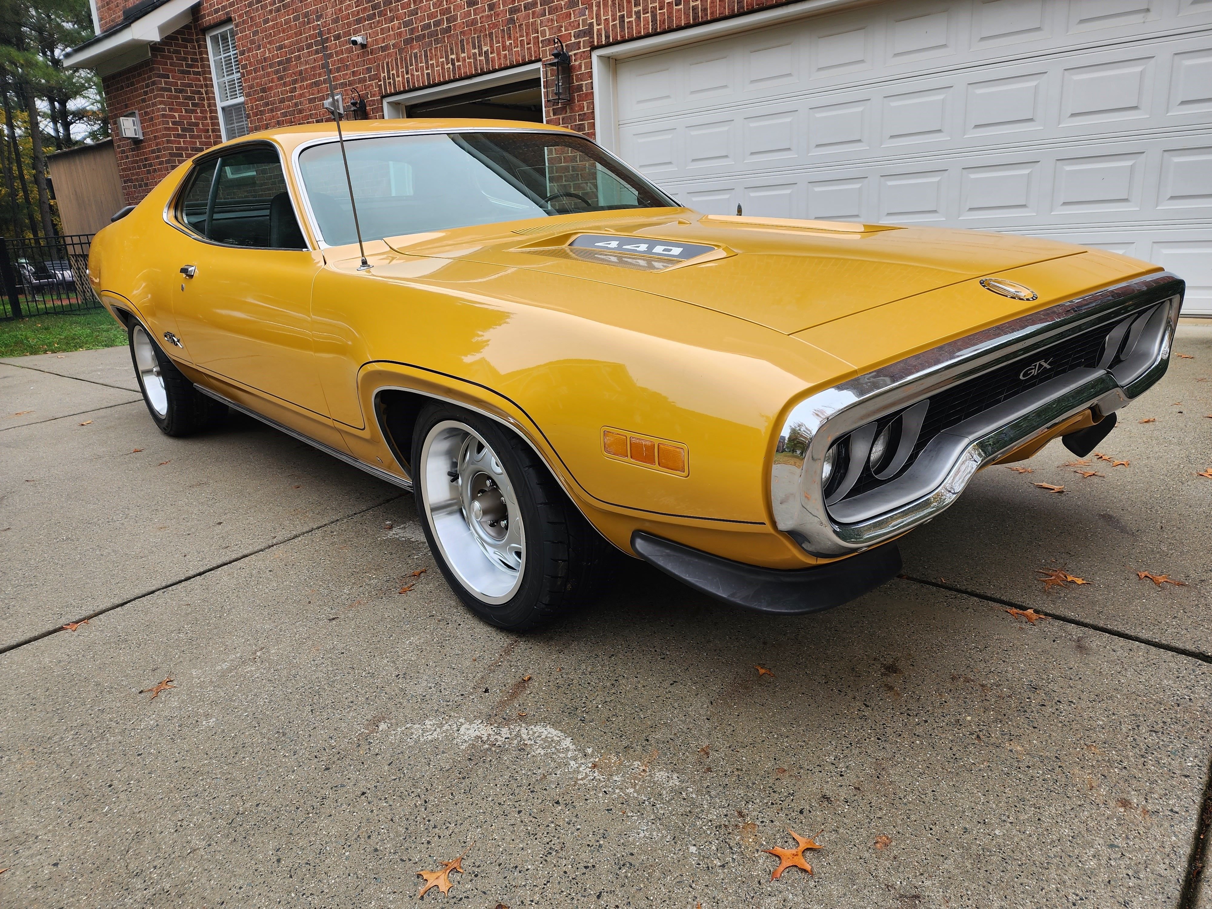ガンジー様 1971 Plymouth GTX | GAA Classic Cars