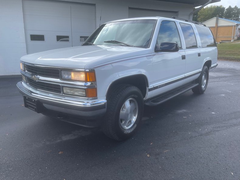 1999 Chevrolet Suburban LT