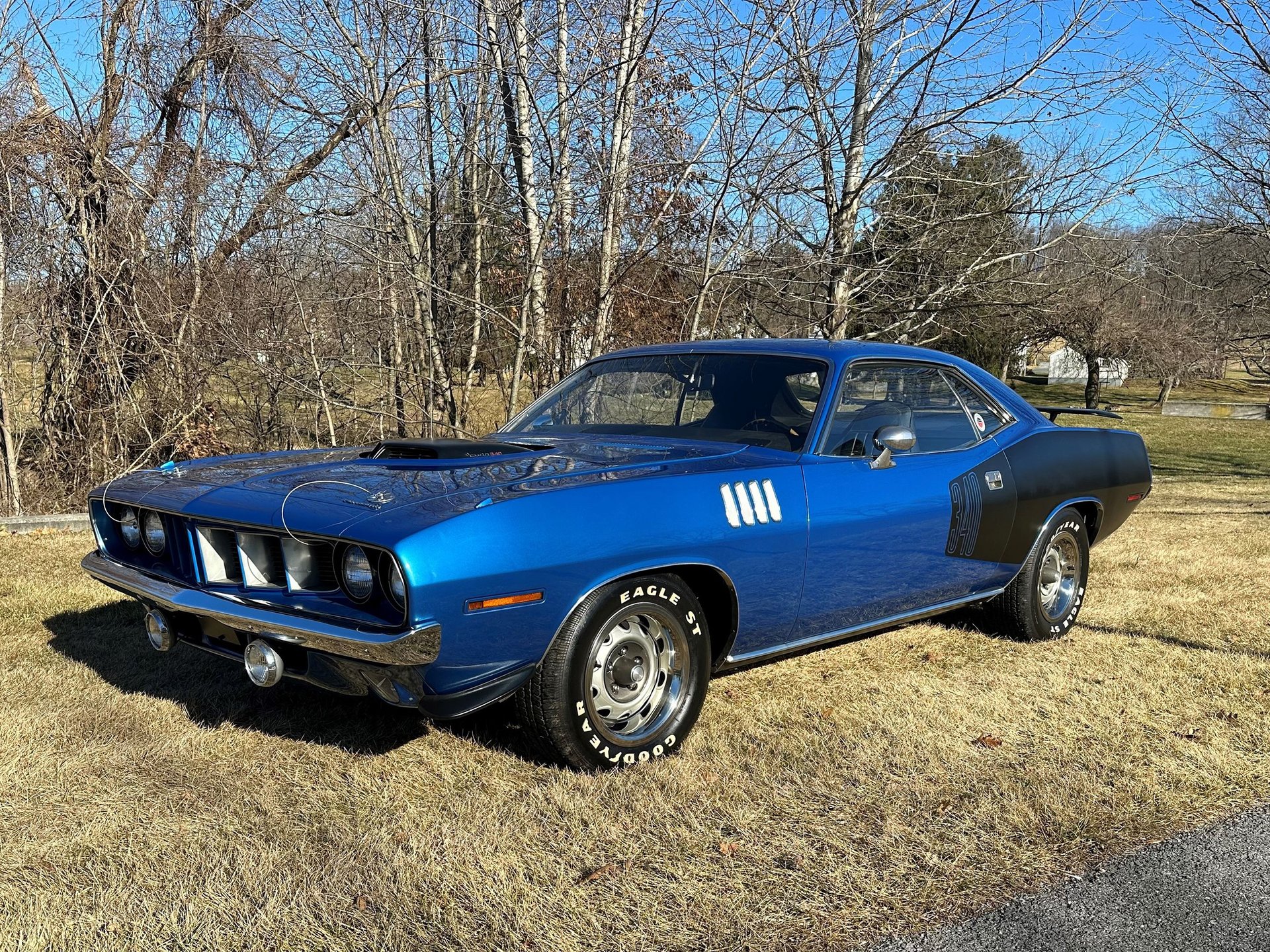 1971 Plymouth Cuda Barn Find Looks Terrible But Survived A Fire LJXNRW