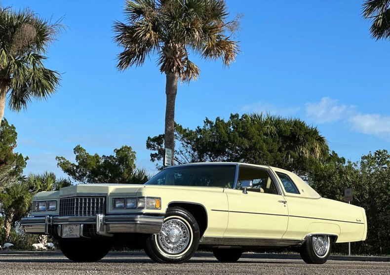 1976 Cadillac Coupe DeVille 