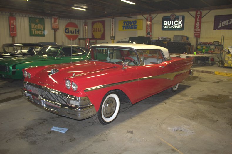 1958 Ford Fairlane Skyliner