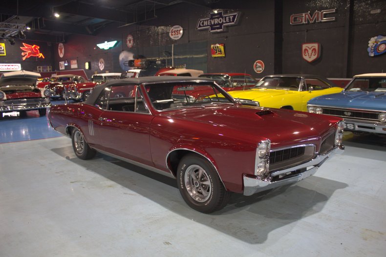 1967 Pontiac Lemans 