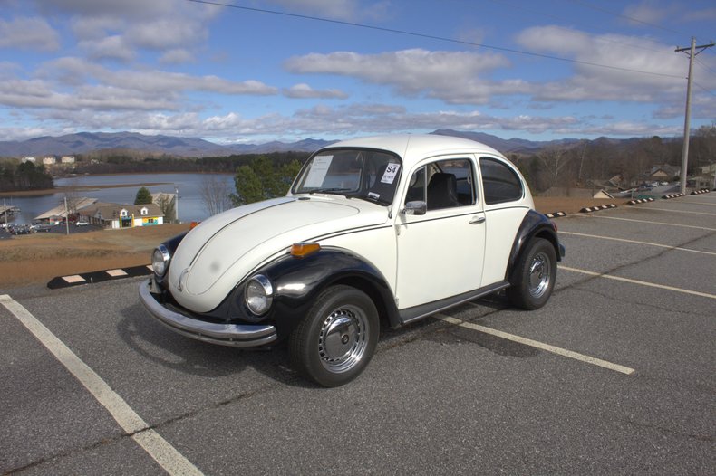1972 Volkswagen Super Beetle 