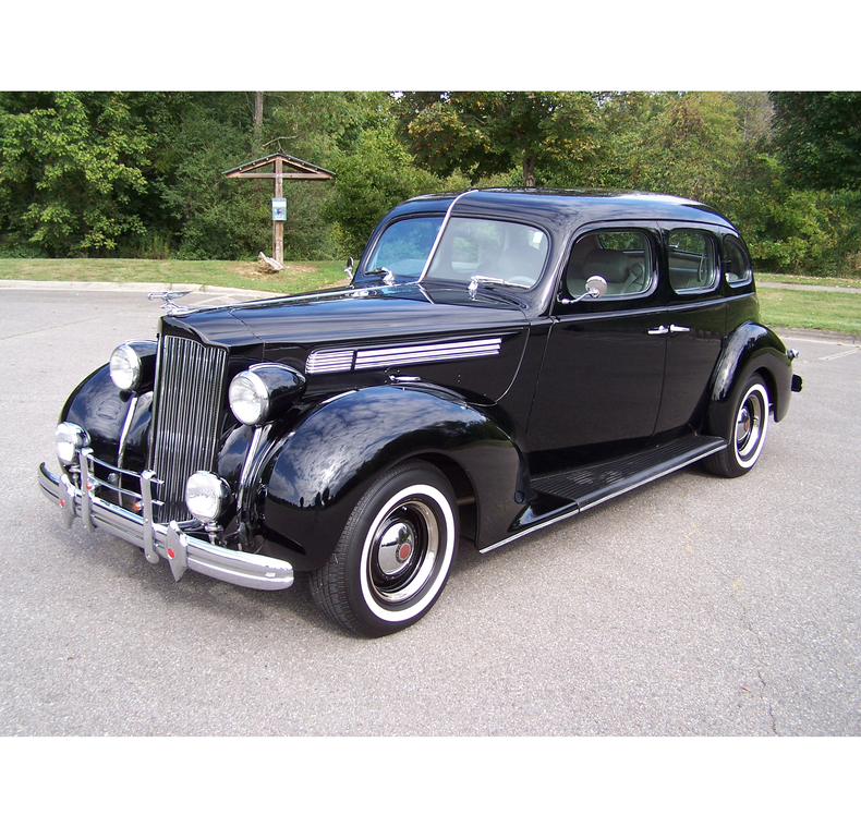 1938 Packard Eight Deluxe Sedan