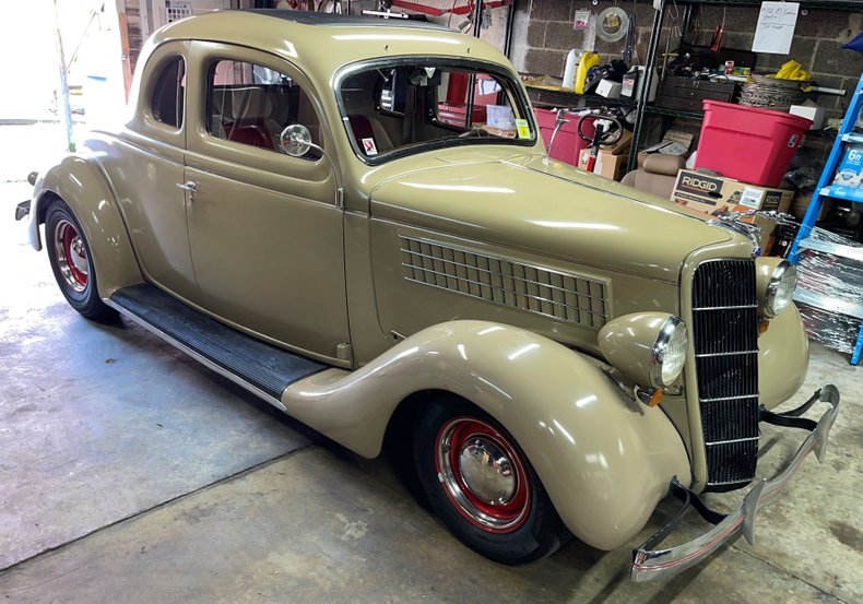 1935 ford coupe