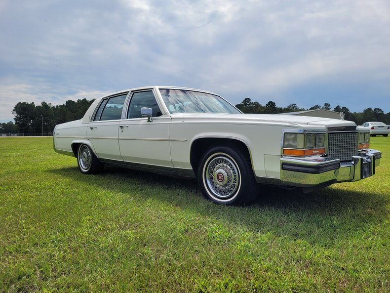 1988 Cadillac Brougham 