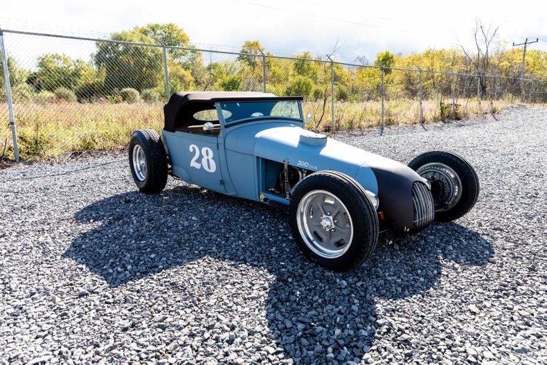 1928 Ford Roadster 