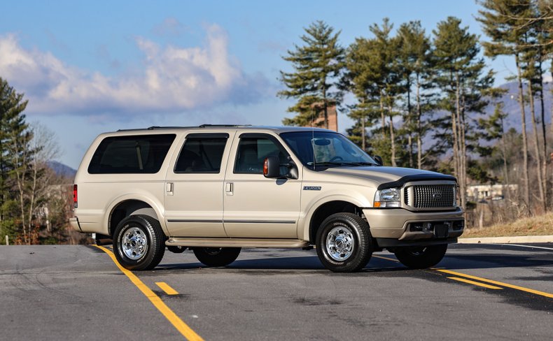 2004 Ford Excursion 