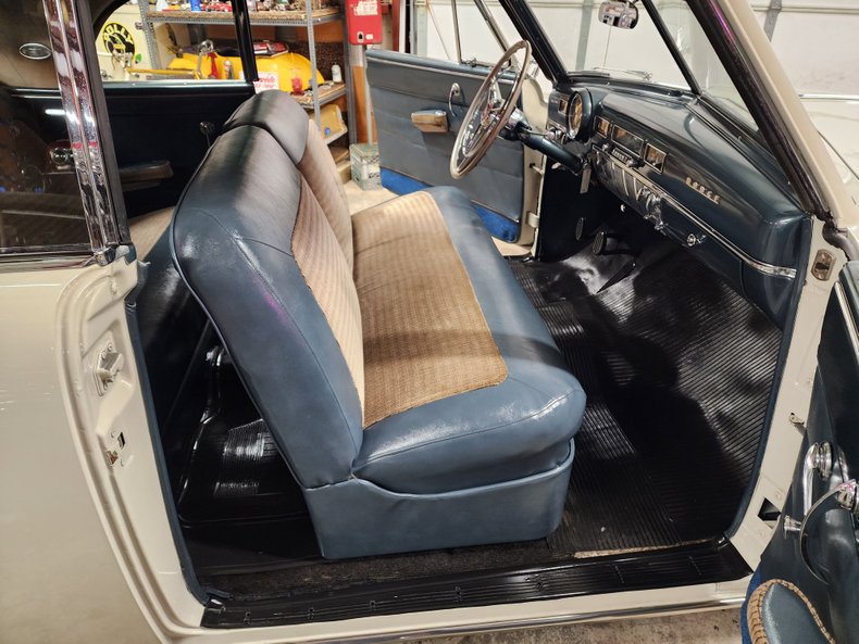 1952 Dodge Coronet 18