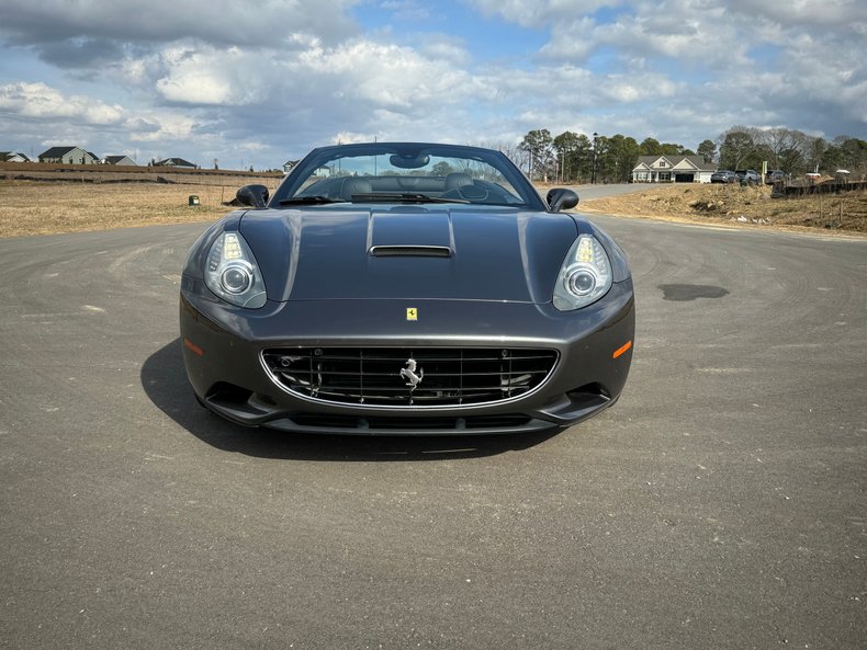2010 Ferrari California 9