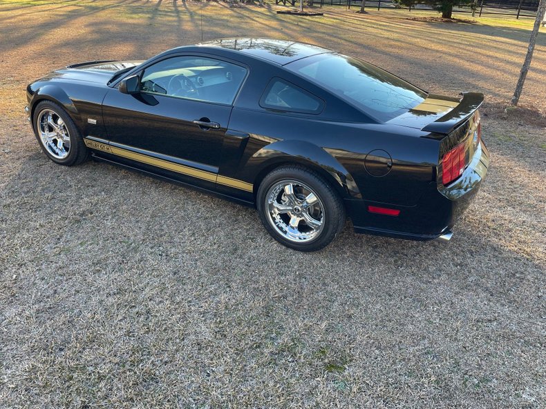 2006 Ford Mustang 3