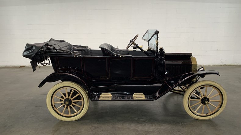 1916 Ford Model T 