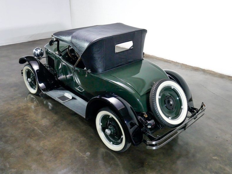 1924 Hupmobile Series R 29