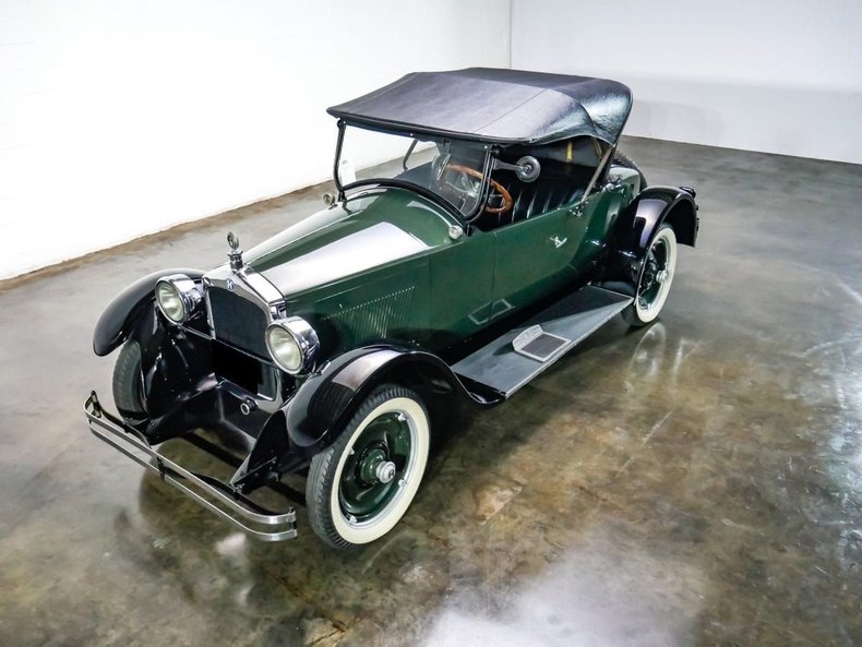 1924 Hupmobile Series R 27