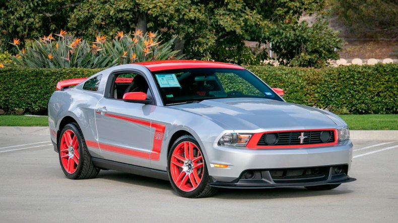 2012 Ford Mustang 10