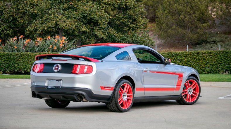 2012 Ford Mustang 11