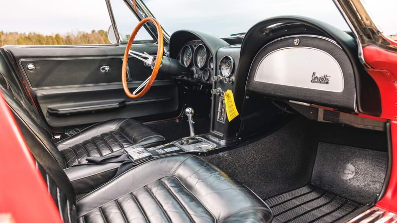 1966 Chevrolet Corvette 19