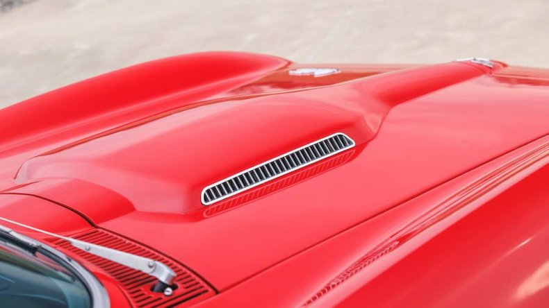 1966 Chevrolet Corvette 14