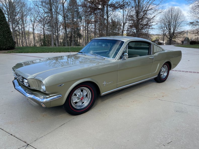 1965 Ford Mustang 2+2