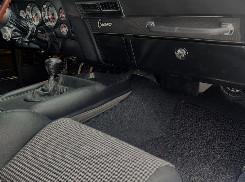 1969 Chevrolet Camaro 15