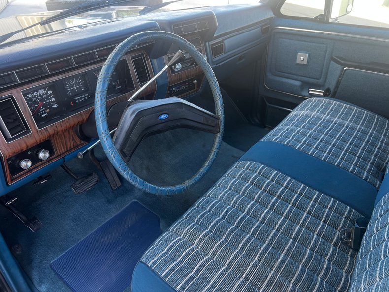 1984 Ford F250 10
