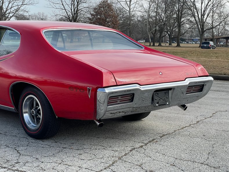 1968 Pontiac GTO 22