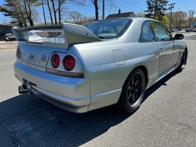 1996 Nissan Skyline 5