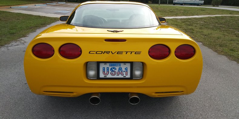 2000 Chevrolet Corvette 9