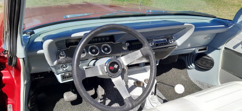 1961 Chevrolet Impala 16