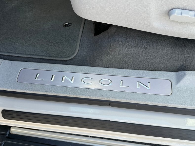 2006 Lincoln Navigator 10