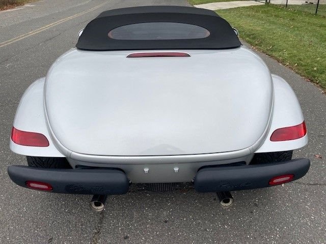 2000 Plymouth Prowler 9